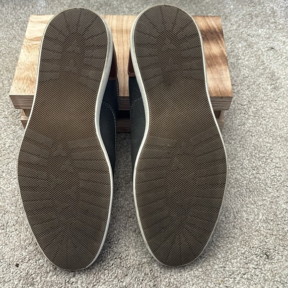 Two Tone Casual Dress Shoe- Ronan by R2 - Picture 6 of 7